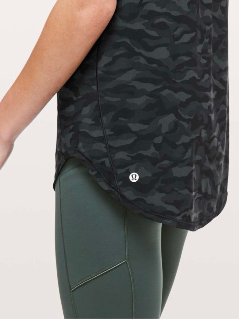 Lululemon Sculpt Tank - Picture 3 of 7